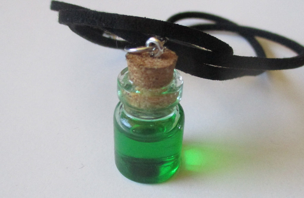Vampire / Dragons Blood Glass Potion Bottle Vial Pendant Necklace