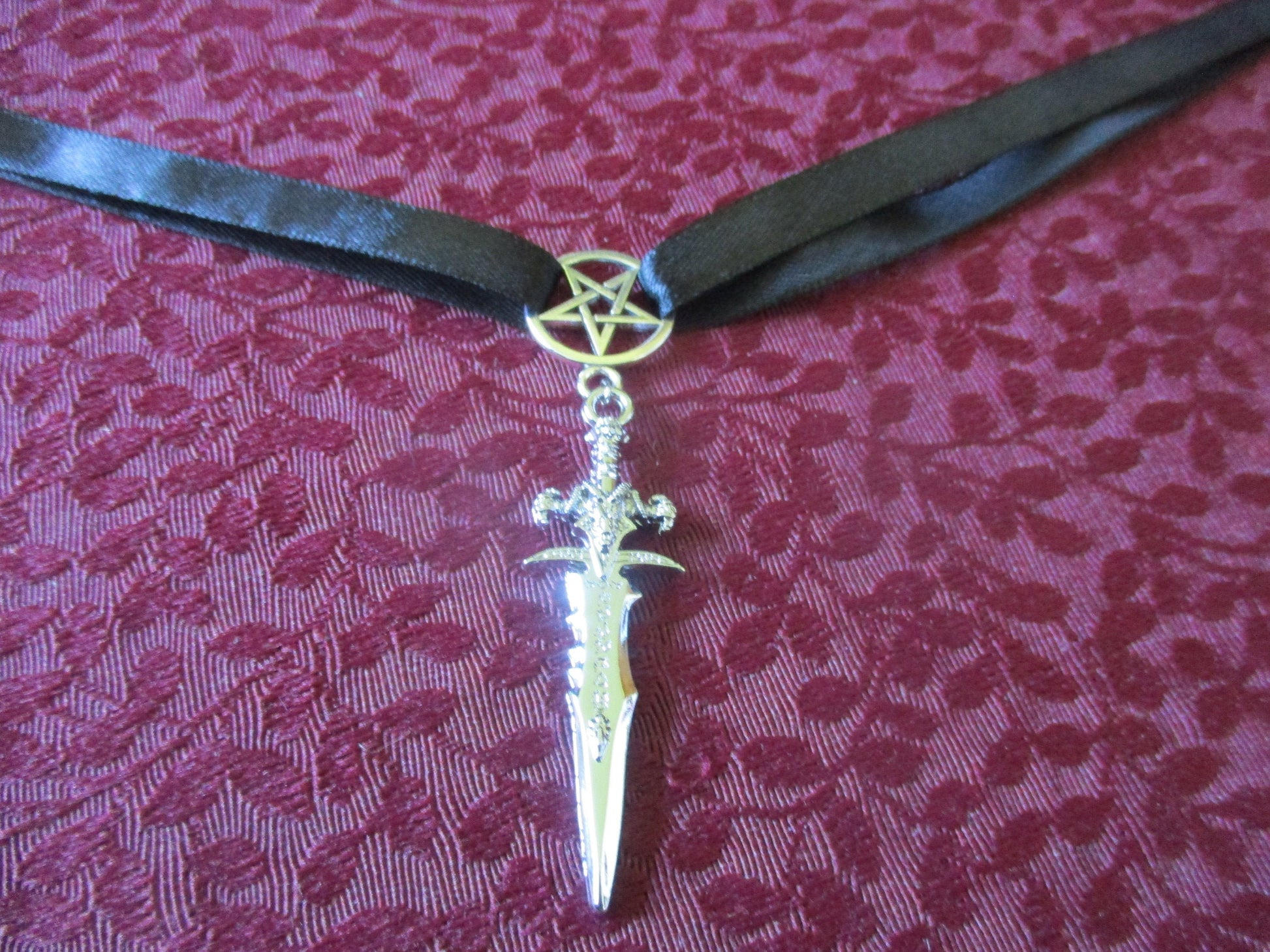 Fantasy Athame devil Sword Cosplay Inverted Pentagram Ribbon Choker Necklace