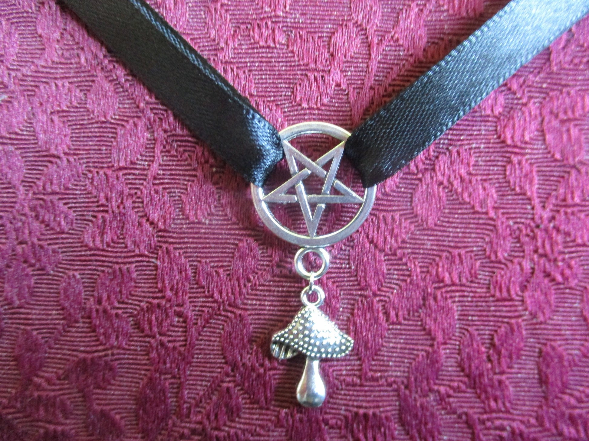 Goth Mushroom Inverted  Pentagram Ribbon Choker Necklace