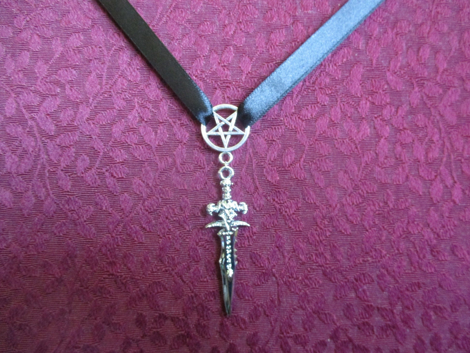 Fantasy Athame devil Sword Cosplay Inverted Pentagram Ribbon Choker Necklace