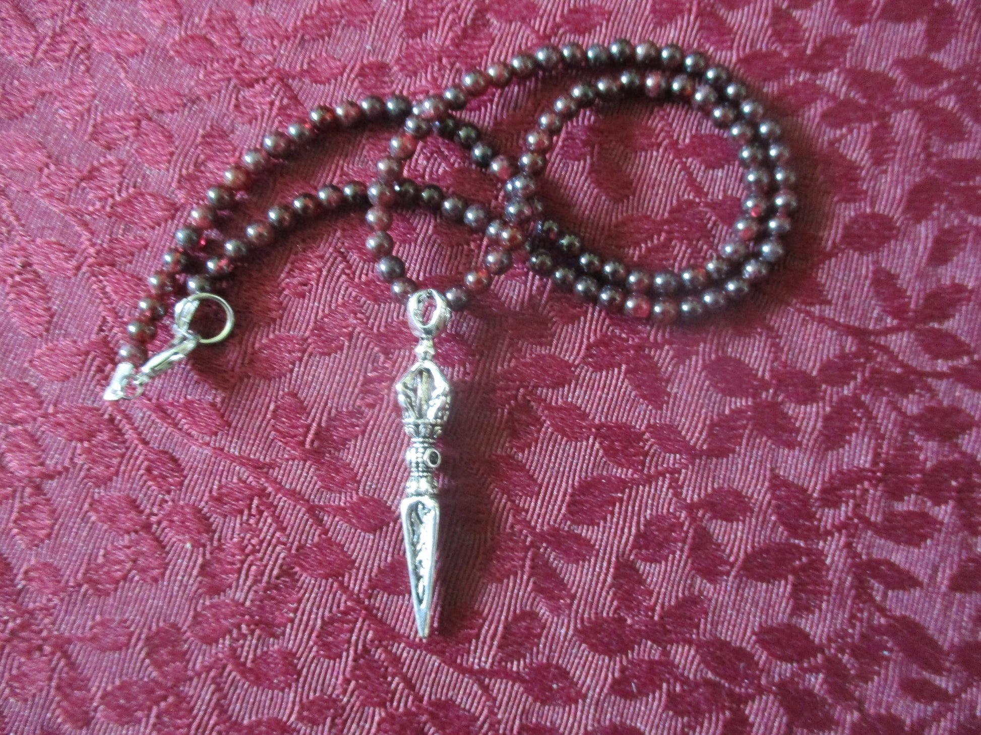 Vajra Dojre Garnet Japa Mala 108 Beads, Pendant Necklace