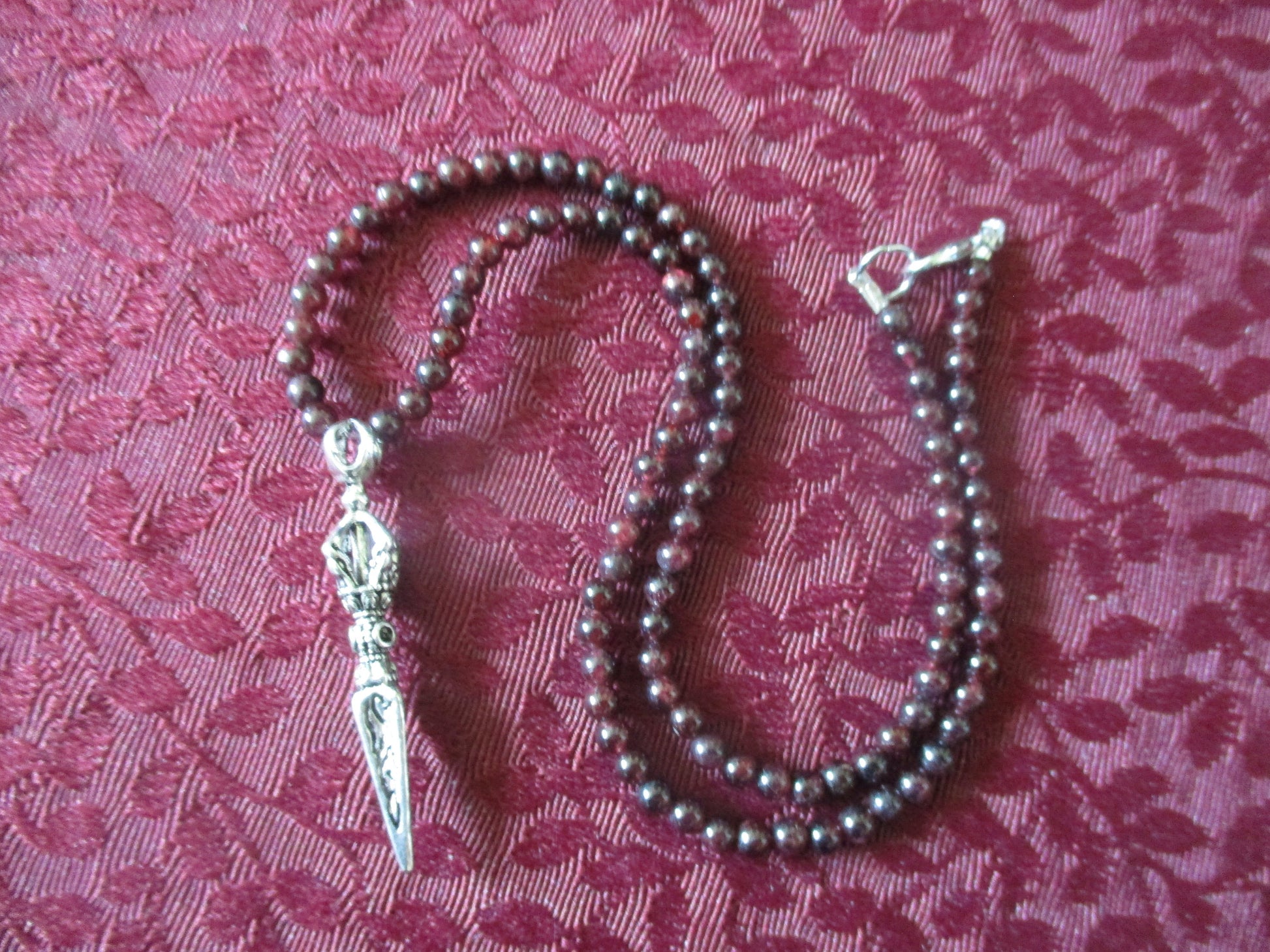 Vajra Dojre Garnet Japa Mala 108 Beads, Pendant Necklace