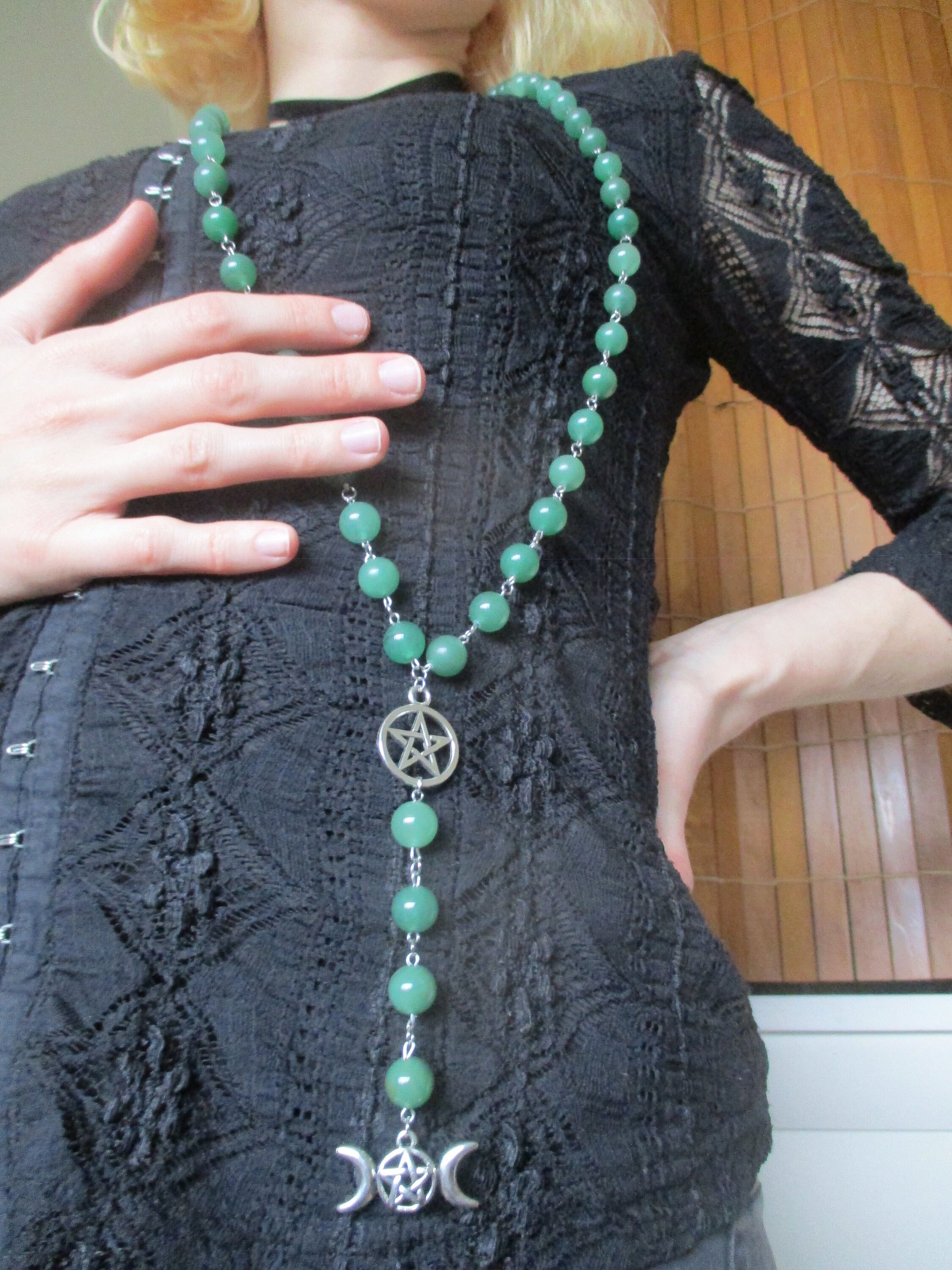 Triple Moon goddess Hecate Pentacle/pentagram Pagan Aventurine Rosary