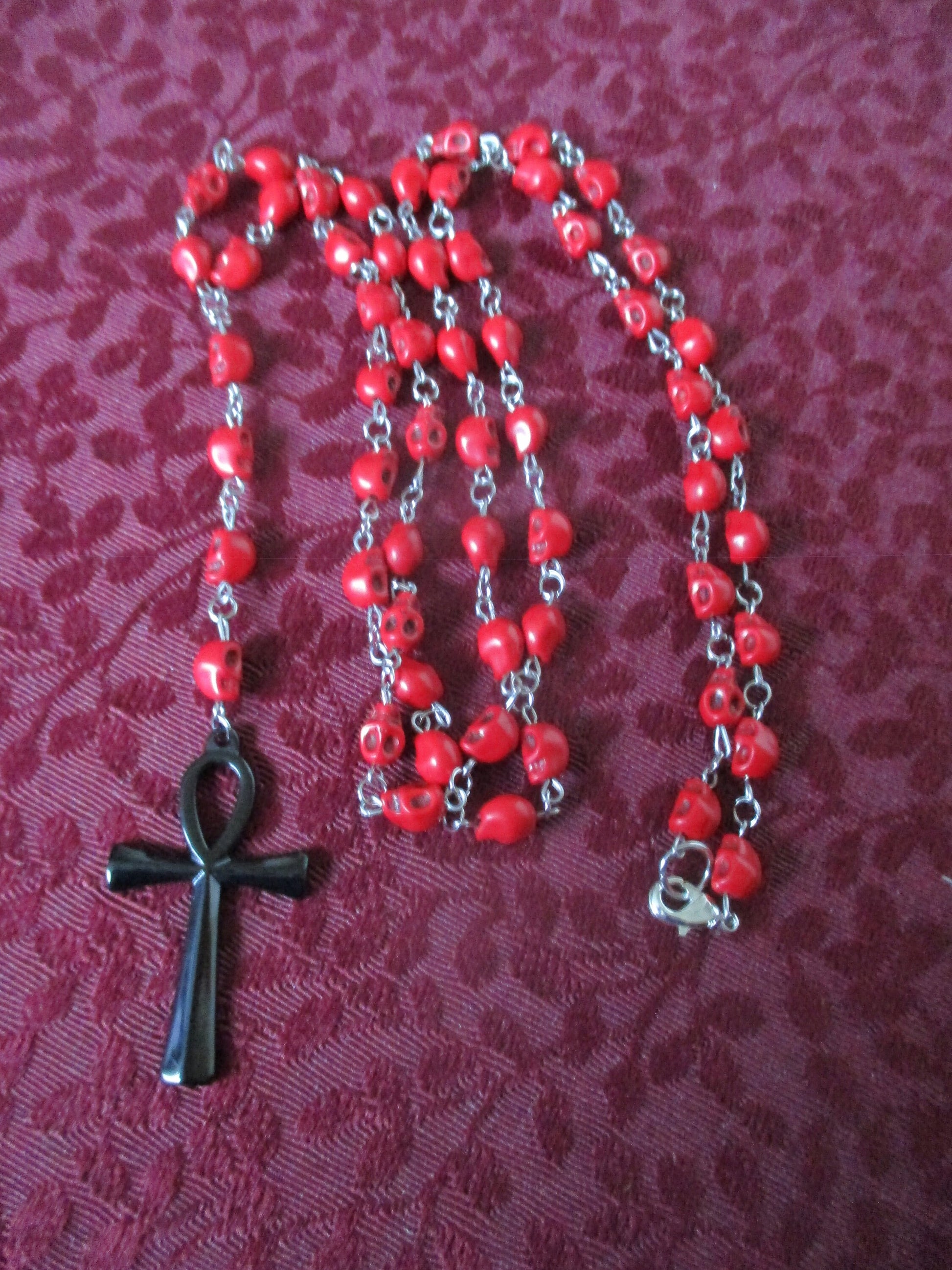 Elegant Goth / Gothic, Synthetic Turquoise Red Skull  Ankh Rosary