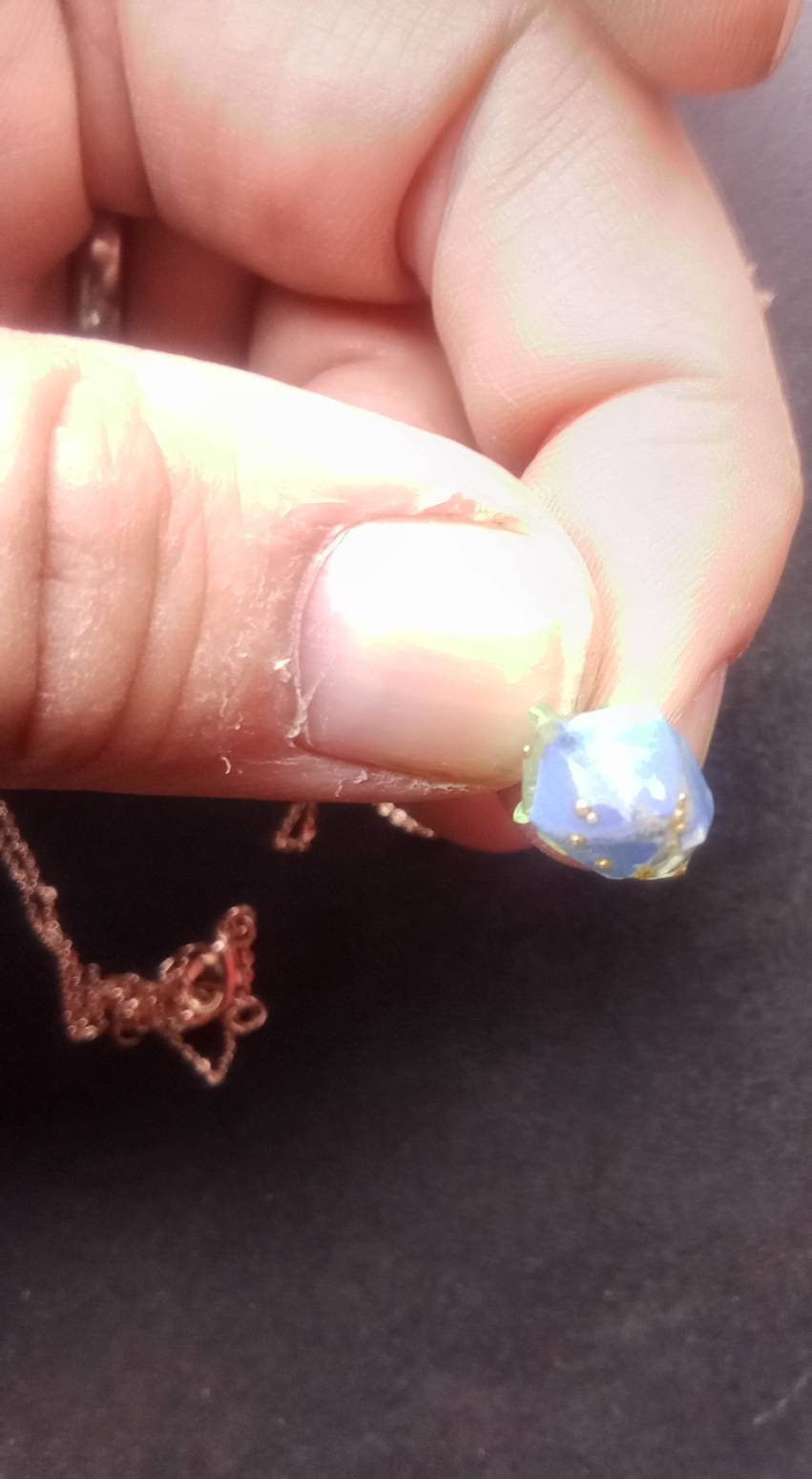Real preserved flower in resin rose gold plated chain pendant necklace blue or pink