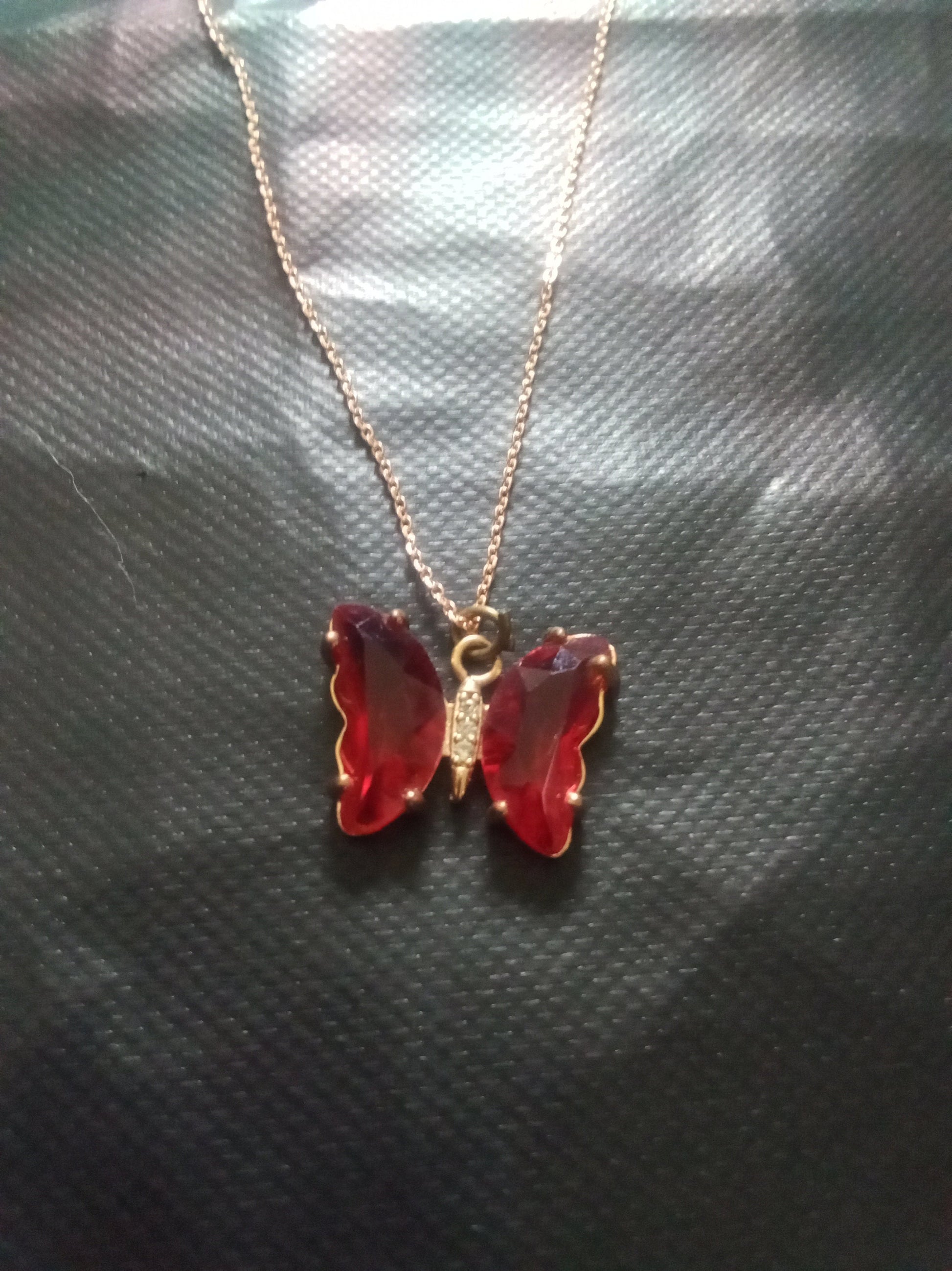 Glass Butterfly rose gold plated chain pendant necklace Red or Purple