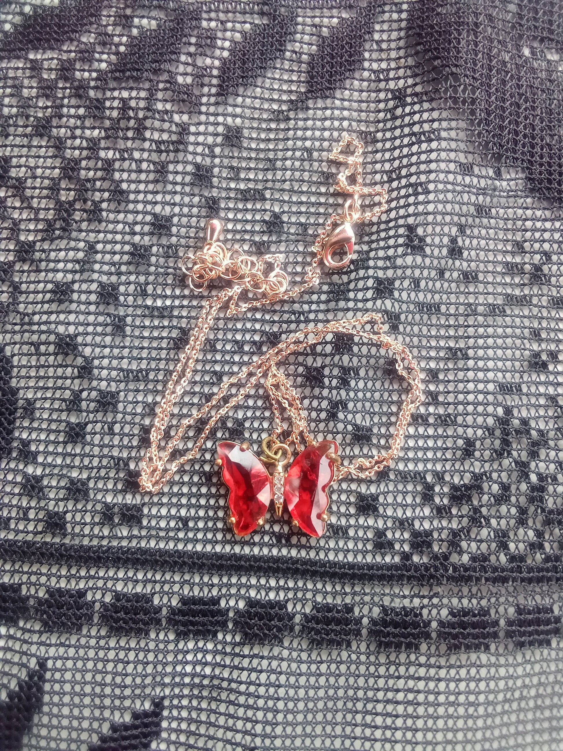 Glass Butterfly rose gold plated chain pendant necklace Red or Purple