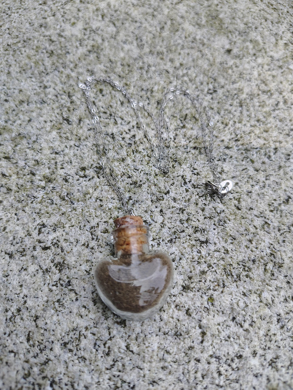 Mount Hope Cemetery Graveyard Dirt Voodoo Memento Mori heart Glass Vial gold/silver necklace